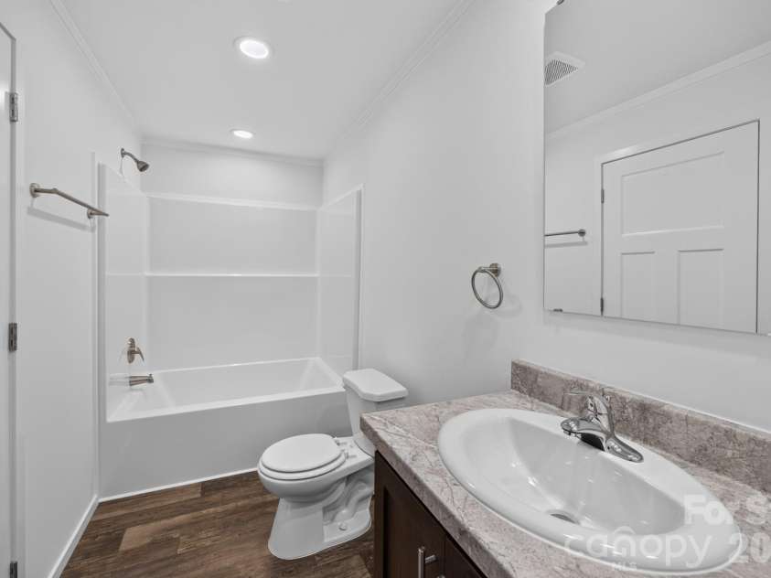 1303 Elrado Street, Burlington, NC 27217.  MLS# CAR4413497, YatesRealty ID 45094. Ensuite