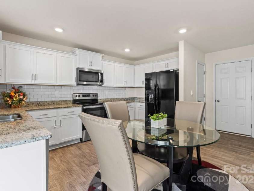 1317 Mifflin Lane, Dallas, NC 28034.  MLS# CAR4316653, YatesRealty ID 45095. 