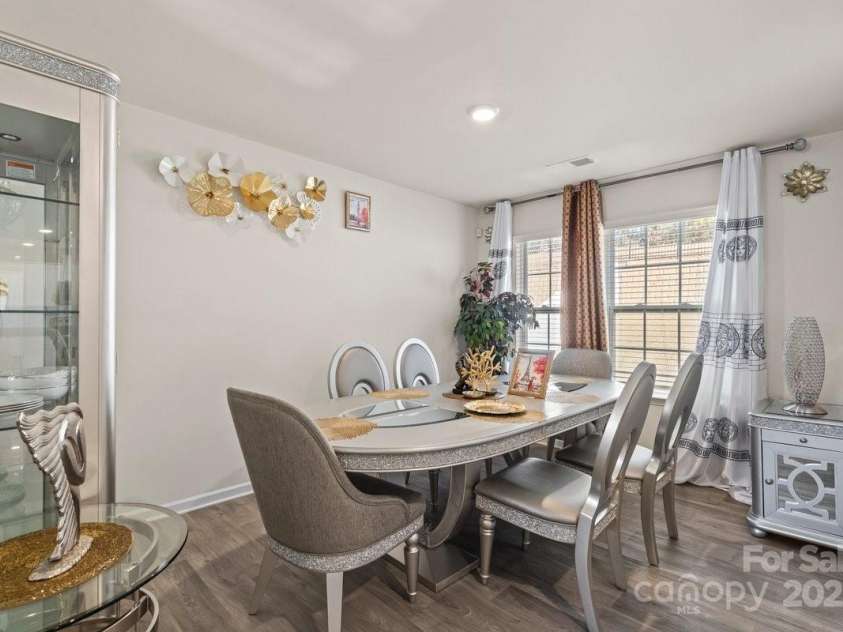 1317 Mifflin Lane, Dallas, NC 28034.  MLS# CAR4316653, YatesRealty ID 45095. 