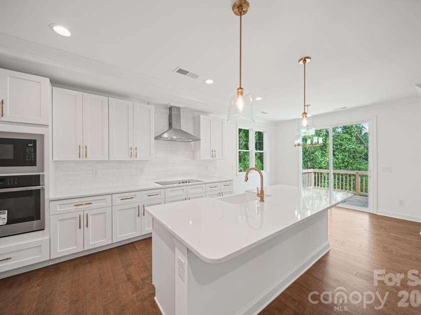 240 Goldenrod Circle, Salisbury, NC 28147.  MLS# CAR4394610, YatesRealty ID 45096. 
