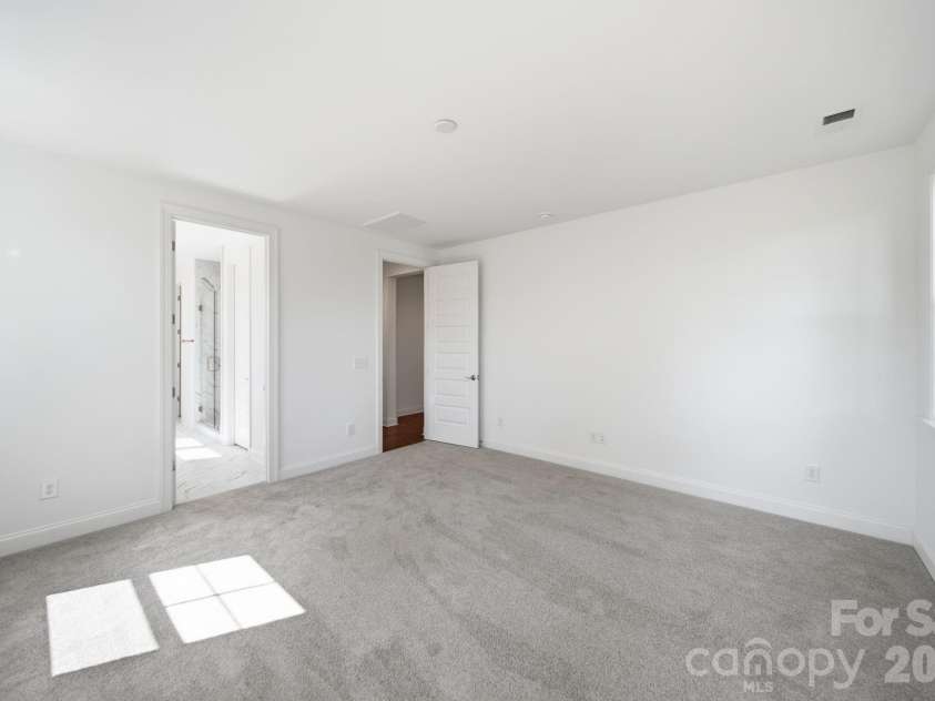 240 Goldenrod Circle, Salisbury, NC 28147.  MLS# CAR4394610, YatesRealty ID 45096. 