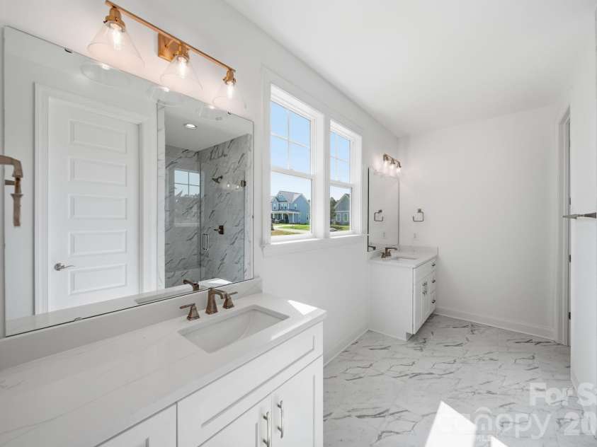 240 Goldenrod Circle, Salisbury, NC 28147.  MLS# CAR4394610, YatesRealty ID 45096. 