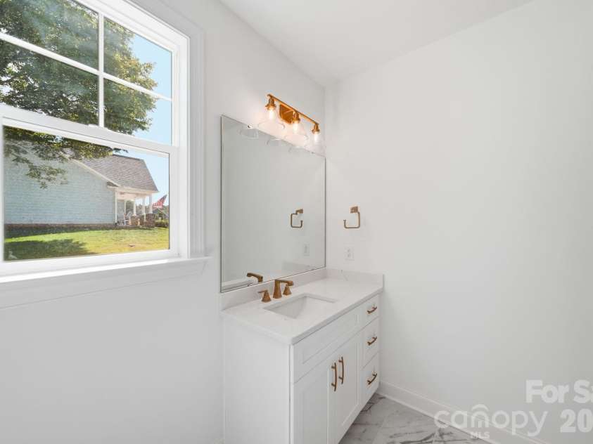 240 Goldenrod Circle, Salisbury, NC 28147.  MLS# CAR4394610, YatesRealty ID 45096. 