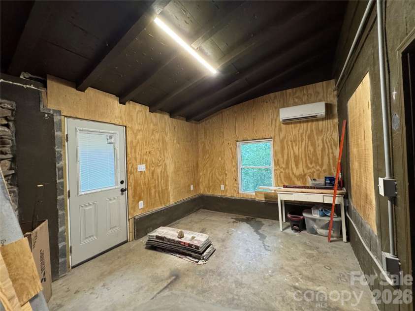 210 Sunset Farm Road, Whittier, NC 28789.  MLS# CAR4412792, YatesRealty ID 45097. 