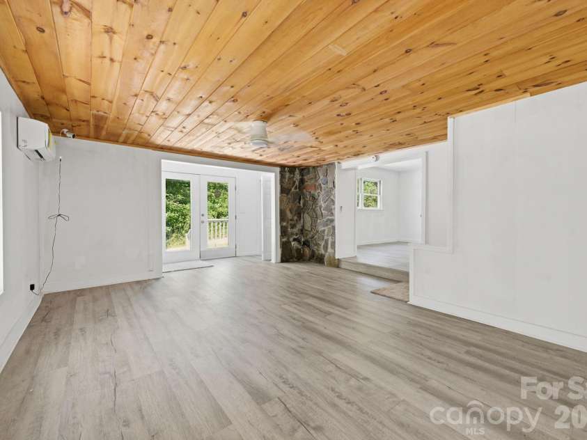 218 Garland Buchanan Road, Sylva, NC 28779.  MLS# CAR4409774, YatesRealty ID 45098. 