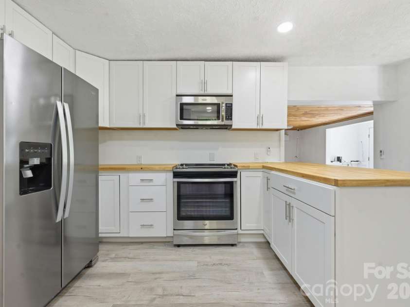 218 Garland Buchanan Road, Sylva, NC 28779.  MLS# CAR4409774, YatesRealty ID 45098. 