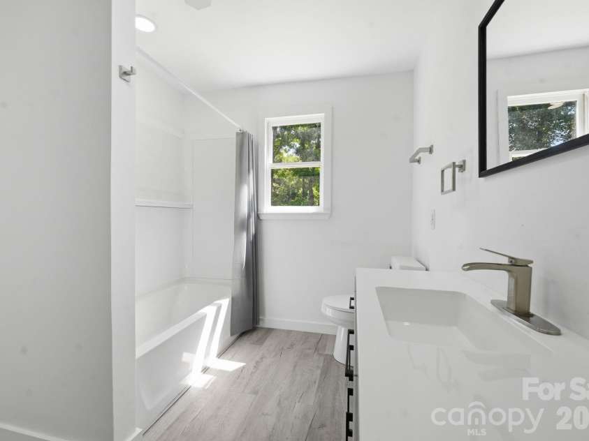 218 Garland Buchanan Road, Sylva, NC 28779.  MLS# CAR4409774, YatesRealty ID 45098. Master bathroom