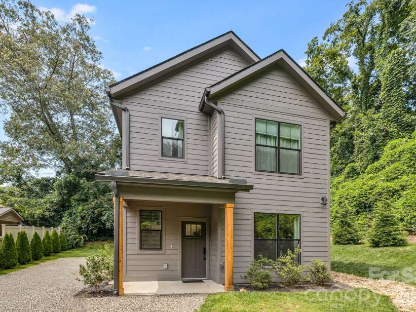 108 Glendale Avenue, Asheville, NC 28803.  MLS# CAR4403353, YatesRealty ID 45099. 