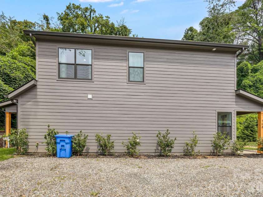 108 Glendale Avenue, Asheville, NC 28803.  MLS# CAR4403353, YatesRealty ID 45099. 