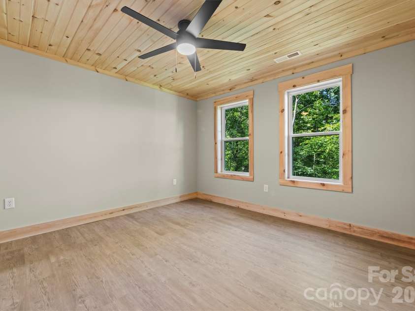 212 Brigsy Lane, Whittier, NC 28789.  MLS# CAR4391142, YatesRealty ID 451. Second Bedroom