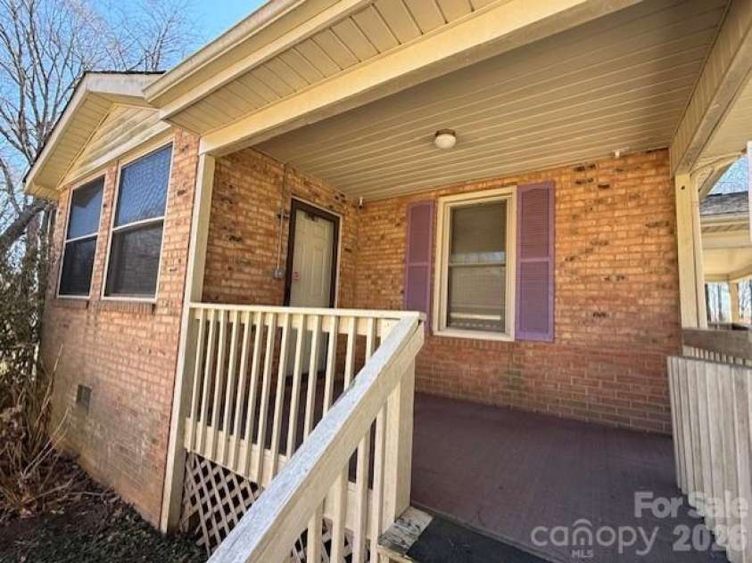 2041 Clyde Street, Dallas, NC 28034.  MLS# CAR4346184, YatesRealty ID 4510. 