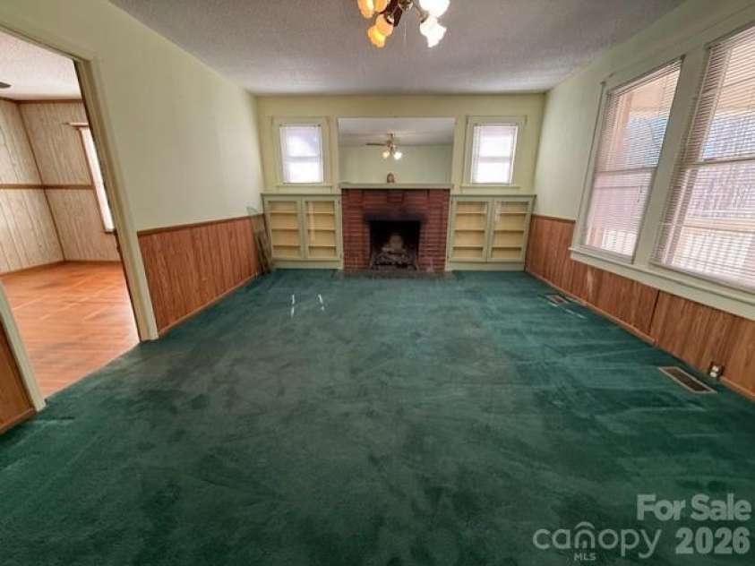 2041 Clyde Street, Dallas, NC 28034.  MLS# CAR4346184, YatesRealty ID 4510. 