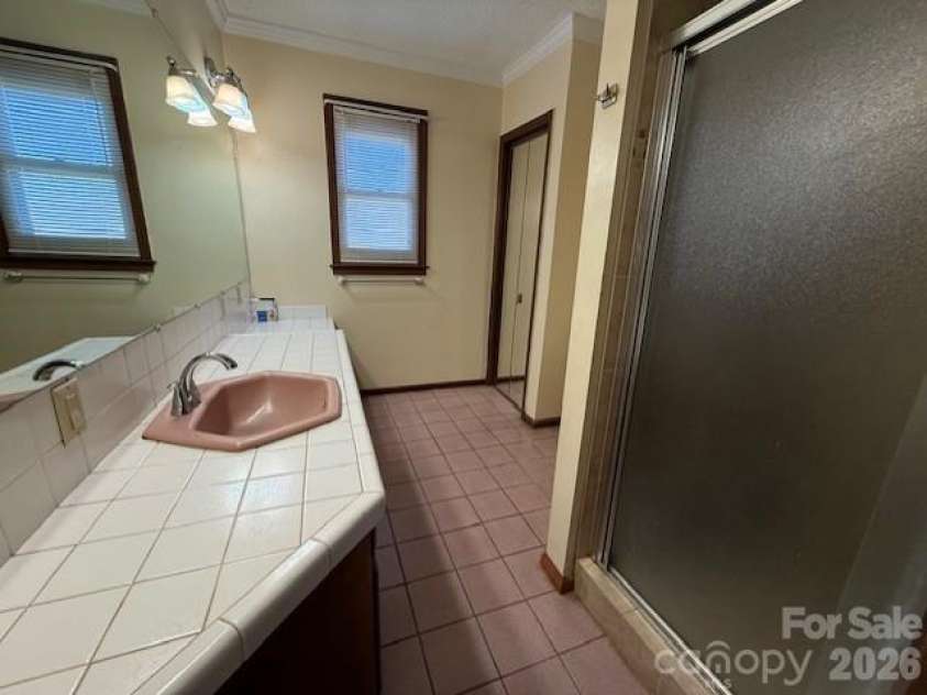 2041 Clyde Street, Dallas, NC 28034.  MLS# CAR4346184, YatesRealty ID 4510. 