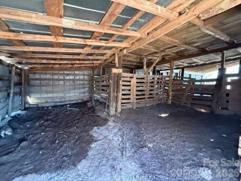 2041 Clyde Street, Dallas, NC 28034.  MLS# CAR4346184, YatesRealty ID 4510. 