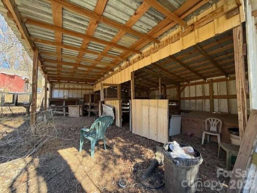 2041 Clyde Street, Dallas, NC 28034.  MLS# CAR4346184, YatesRealty ID 4510. 