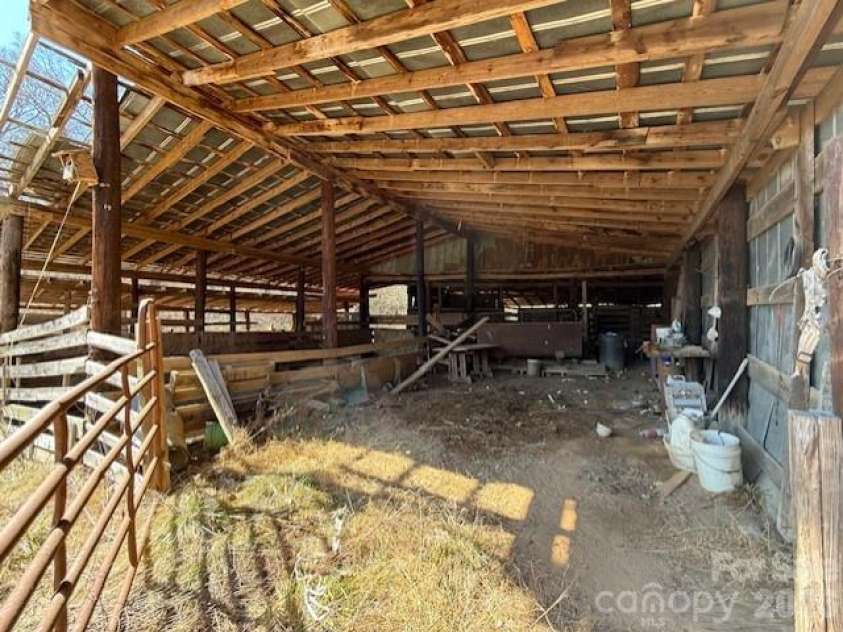 2041 Clyde Street, Dallas, NC 28034.  MLS# CAR4346184, YatesRealty ID 4510. 