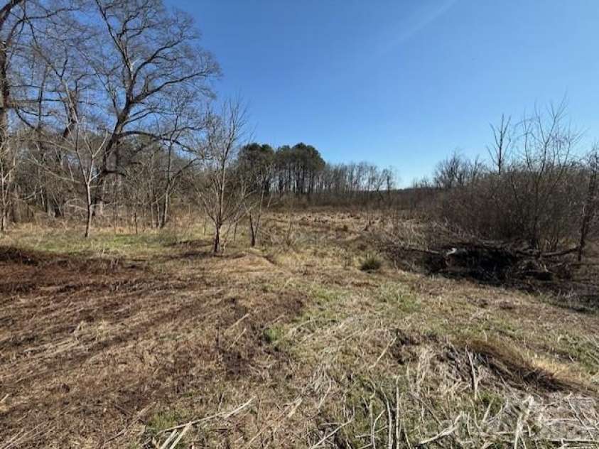 2041 Clyde Street, Dallas, NC 28034.  MLS# CAR4346184, YatesRealty ID 4510. 