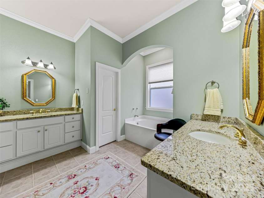 212 Eagle Chase Lane, Etowah, NC 28729.  MLS# CAR4230667, YatesRealty ID 4510. 