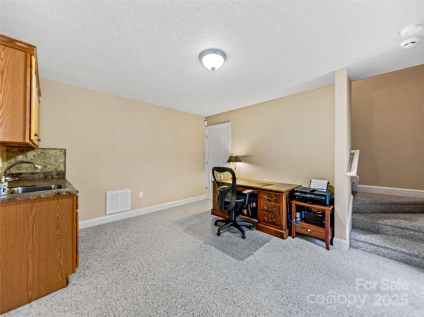 212 Eagle Chase Lane, Etowah, NC 28729.  MLS# CAR4230667, YatesRealty ID 4510. 