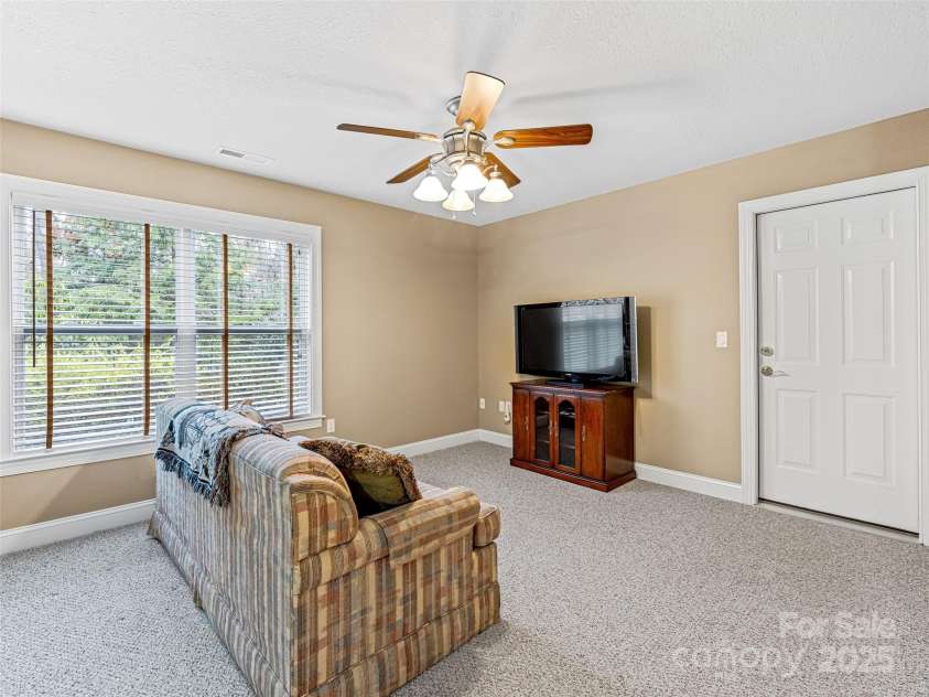 212 Eagle Chase Lane, Etowah, NC 28729.  MLS# CAR4230667, YatesRealty ID 4510. 