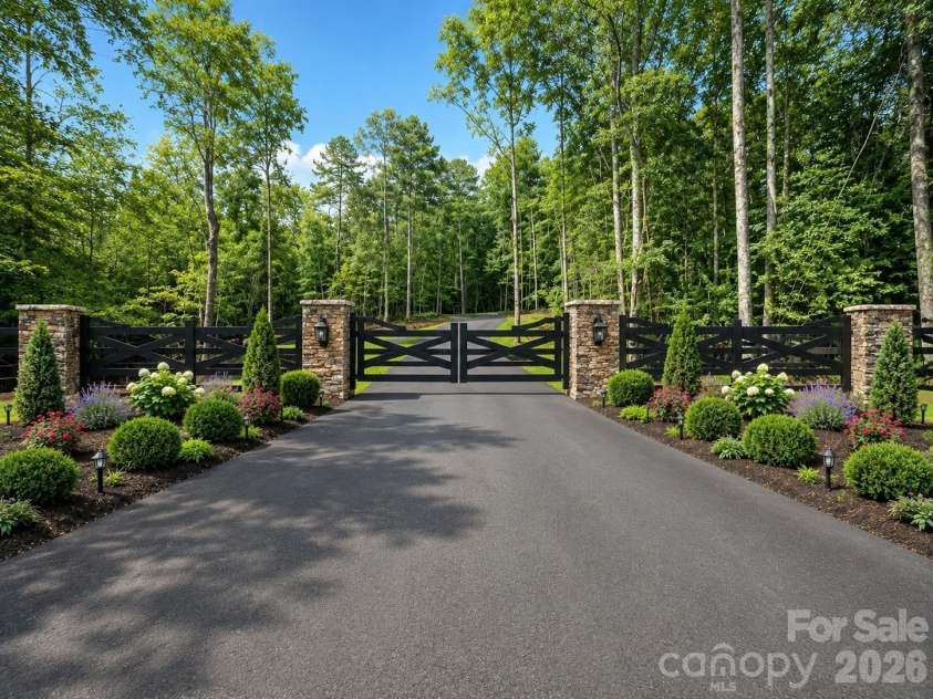 Lot 4 Country Estates Drive, Waxhaw, NC 28173.  MLS# CAR4278303, YatesRealty ID 4510. Private, gated six lot custom estate subdivsion
