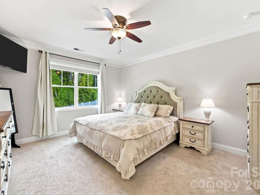 3785 Summer Haven Drive, Sherrills Ford, NC 28673.  MLS# CAR4408937, YatesRealty ID 45104. 