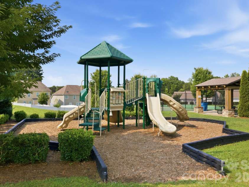 3785 Summer Haven Drive, Sherrills Ford, NC 28673.  MLS# CAR4408937, YatesRealty ID 45104. 