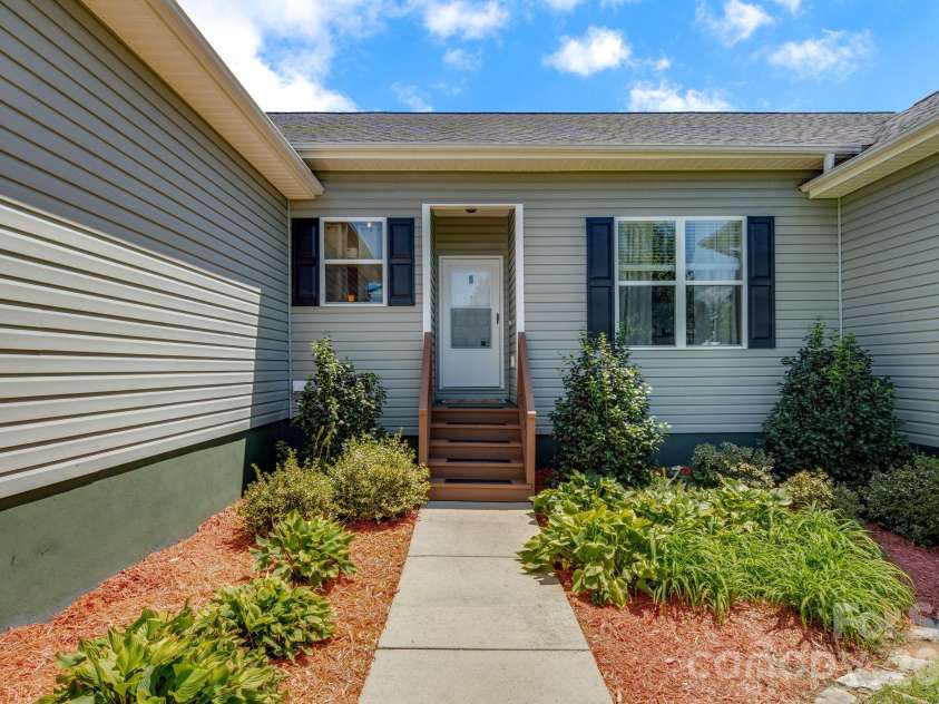 78 Bear Creek Hills Drive, Leicester, NC 28748.  MLS# CAR4409493, YatesRealty ID 45106. 