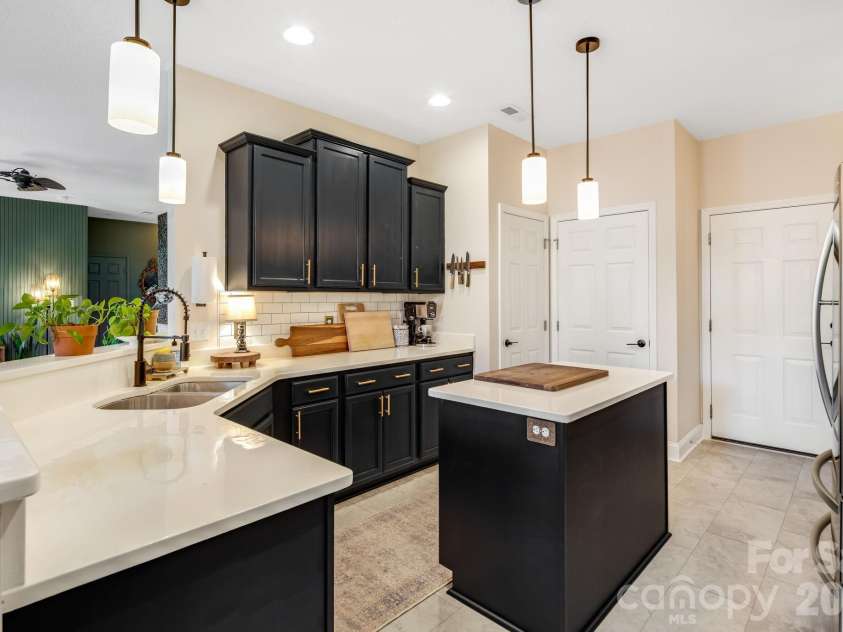 78 Bear Creek Hills Drive, Leicester, NC 28748.  MLS# CAR4409493, YatesRealty ID 45106. 