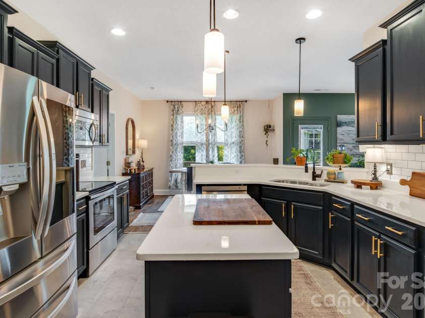 78 Bear Creek Hills Drive, Leicester, NC 28748.  MLS# CAR4409493, YatesRealty ID 45106. 
