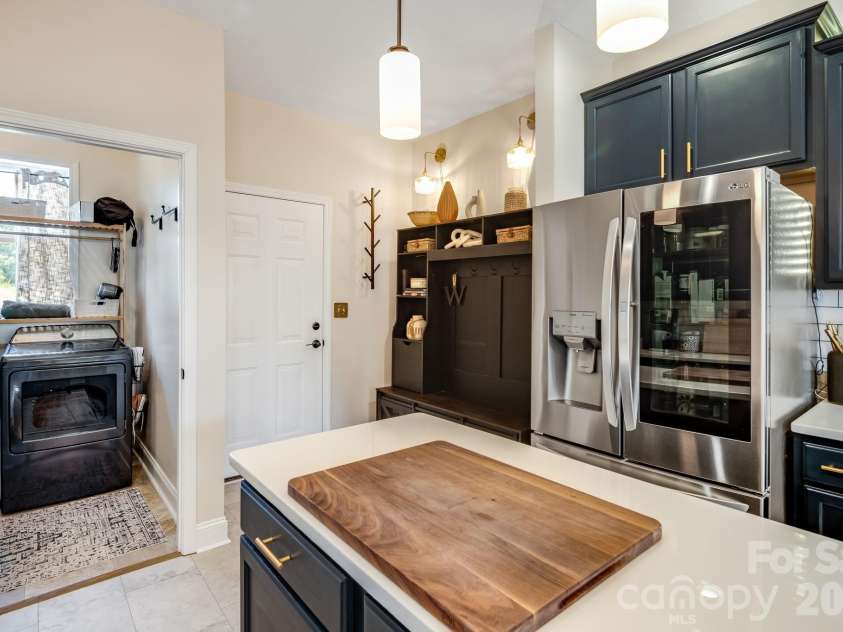 78 Bear Creek Hills Drive, Leicester, NC 28748.  MLS# CAR4409493, YatesRealty ID 45106. 