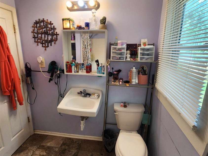 202 Oak Street, Stanfield, NC 28163.  MLS# CAR4413574, YatesRealty ID 45108. 