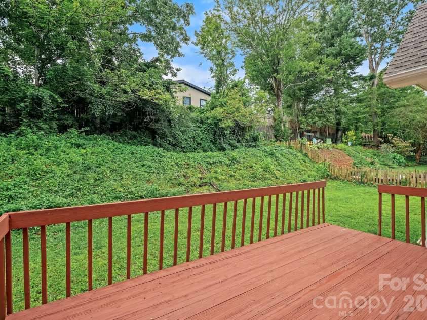30 Collenwood Road, Arden, NC 28704.  MLS# CAR4415374, YatesRealty ID 45111. 