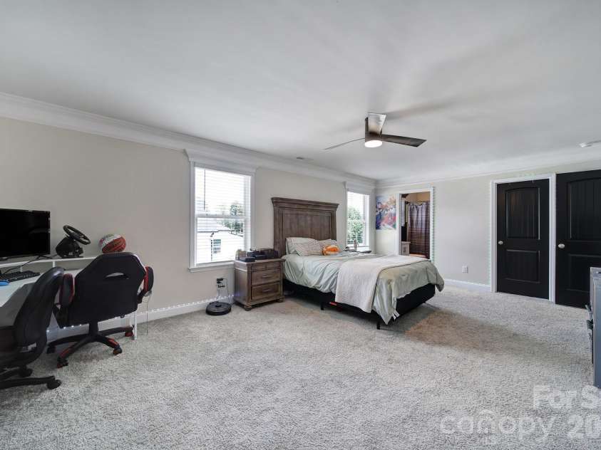 6818 Forney Hill Road, Denver, NC 28037.  MLS# CAR4411567, YatesRealty ID 45112. 