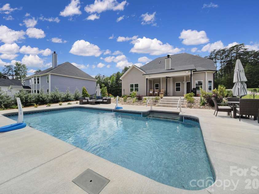 6818 Forney Hill Road, Denver, NC 28037.  MLS# CAR4411567, YatesRealty ID 45112. 