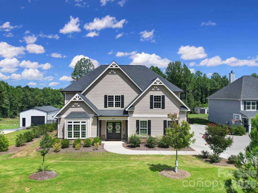 6818 Forney Hill Road, Denver, NC 28037.  MLS# CAR4411567, YatesRealty ID 45112. 