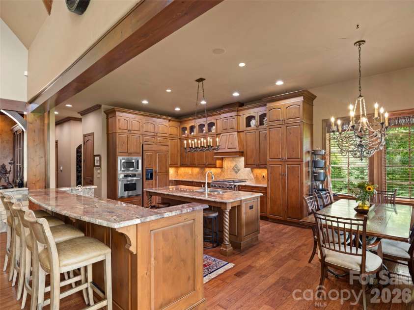 1812 Bella Vista Court, Arden, NC 28704.  MLS# CAR4408416, YatesRealty ID 45113. 