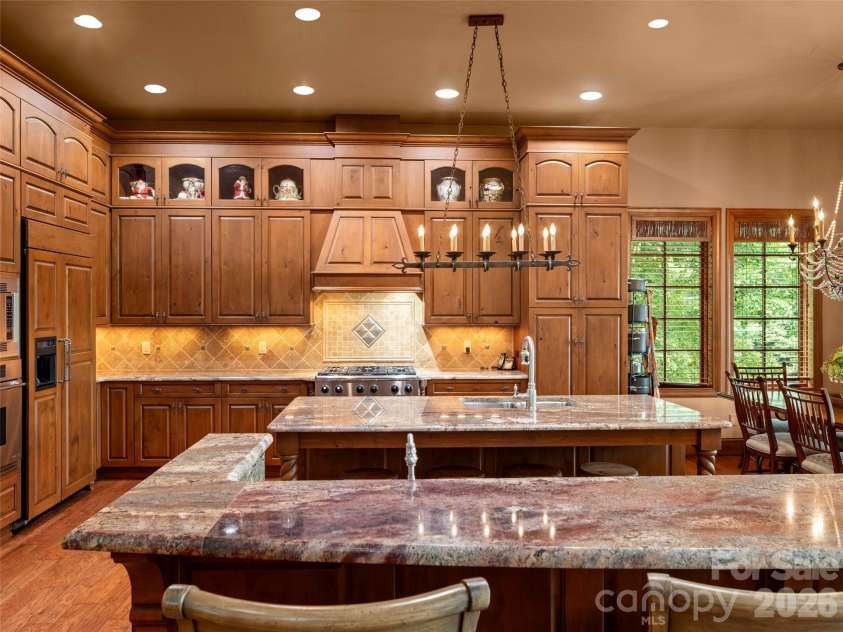 1812 Bella Vista Court, Arden, NC 28704.  MLS# CAR4408416, YatesRealty ID 45113. 