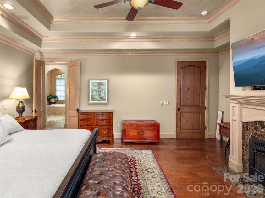 1812 Bella Vista Court, Arden, NC 28704.  MLS# CAR4408416, YatesRealty ID 45113. 