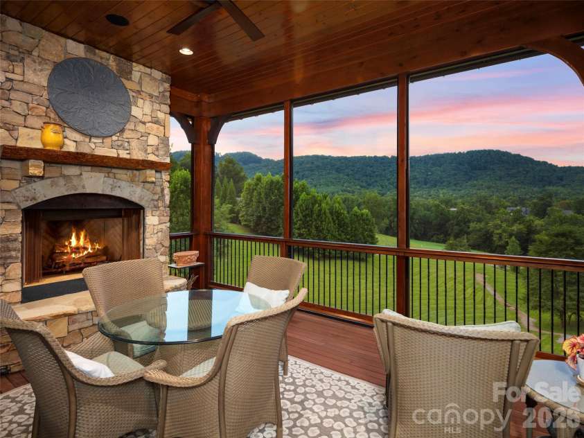 1812 Bella Vista Court, Arden, NC 28704.  MLS# CAR4408416, YatesRealty ID 45113. 