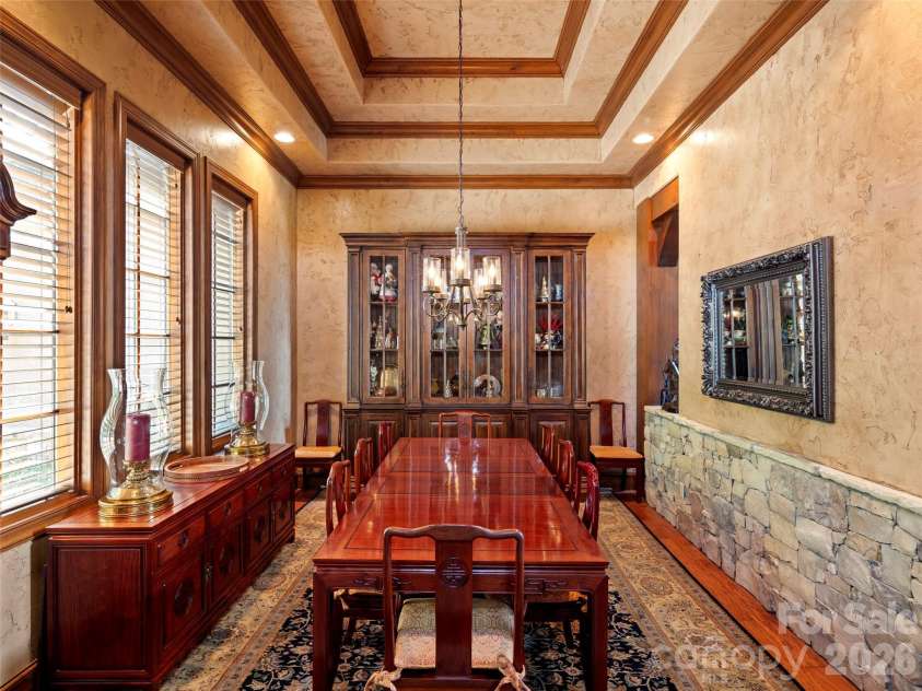 1812 Bella Vista Court, Arden, NC 28704.  MLS# CAR4408416, YatesRealty ID 45113. 