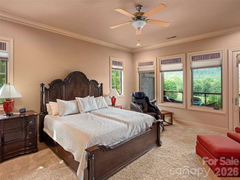 1812 Bella Vista Court, Arden, NC 28704.  MLS# CAR4408416, YatesRealty ID 45113. 