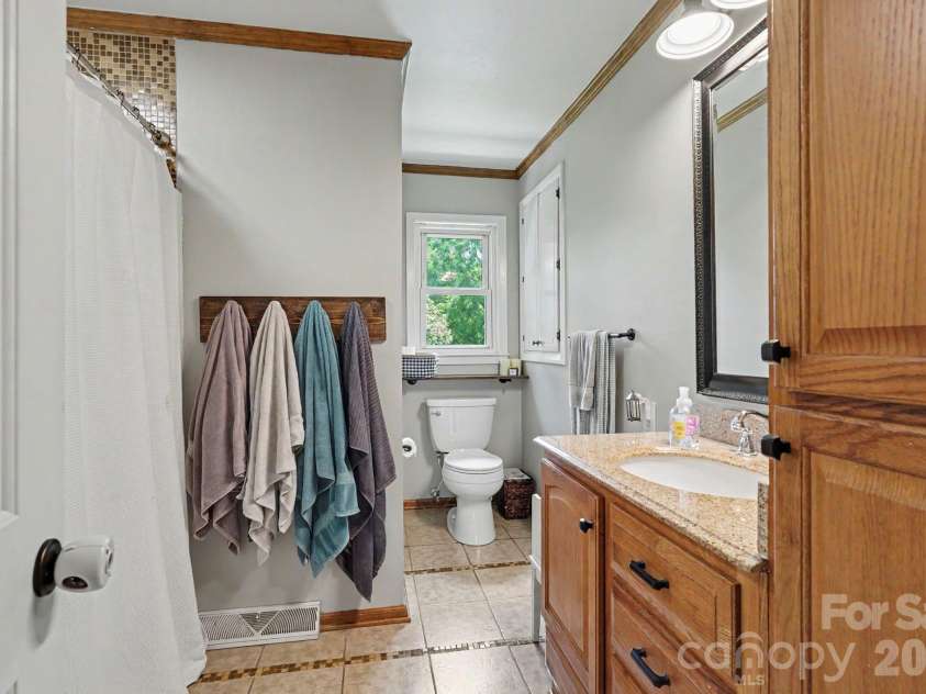 7220 Pharr Mill Road, Harrisburg, NC 28075.  MLS# CAR4415301, YatesRealty ID 45114. 
