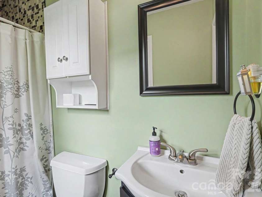 7220 Pharr Mill Road, Harrisburg, NC 28075.  MLS# CAR4415301, YatesRealty ID 45114. 