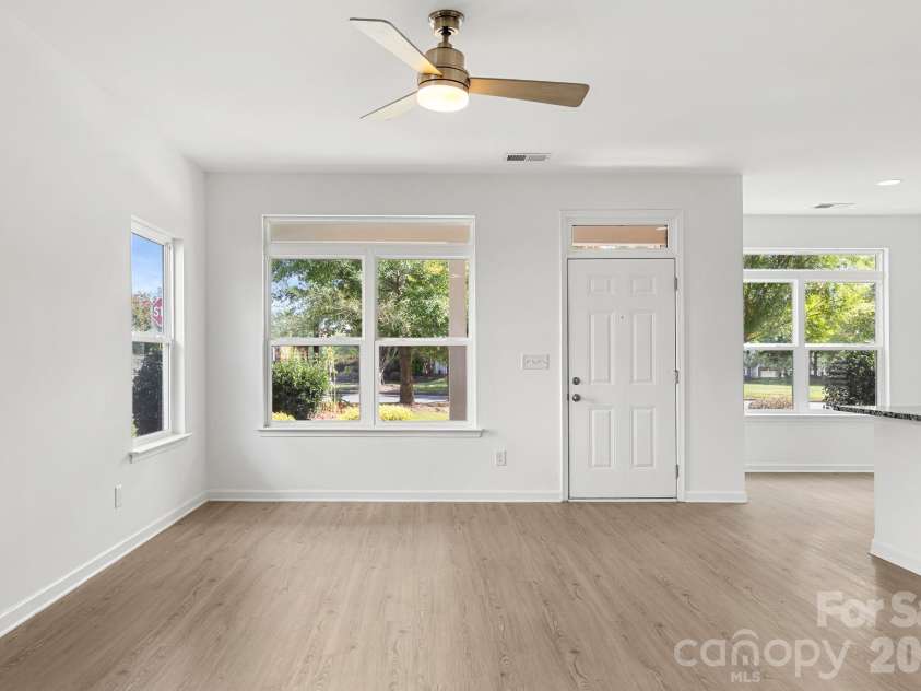 214 Overstone Court, Fort Mill, SC 29715.  MLS# CAR4413937, YatesRealty ID 45115. 