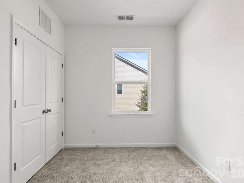 214 Overstone Court, Fort Mill, SC 29715.  MLS# CAR4413937, YatesRealty ID 45115. 