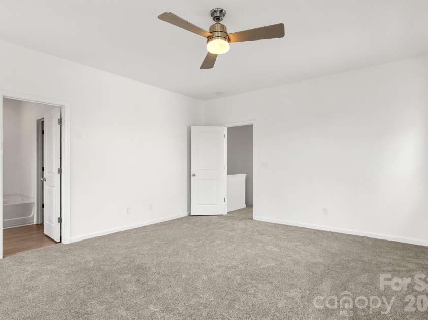 214 Overstone Court, Fort Mill, SC 29715.  MLS# CAR4413937, YatesRealty ID 45115. 