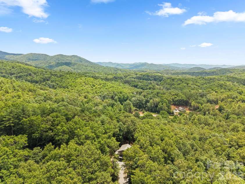 431 Judds Trail, Franklin, NC 28734.  MLS# CAR4415759, YatesRealty ID 45116. 