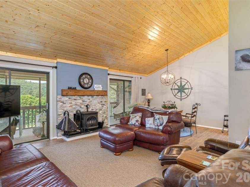 175 Glen Cannon Point, Pisgah Forest, NC 28768.  MLS# CAR4413697, YatesRealty ID 45117. 