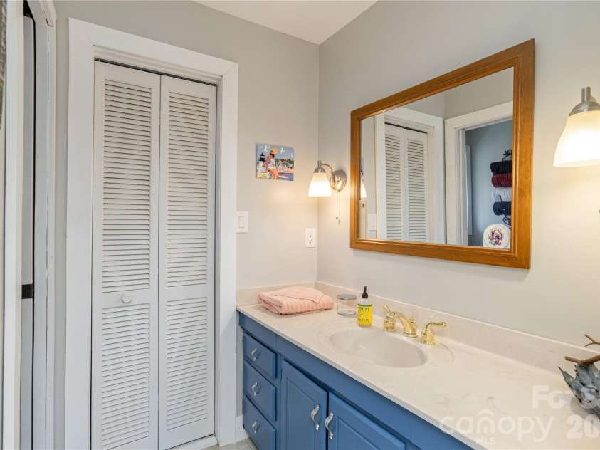 175 Glen Cannon Point, Pisgah Forest, NC 28768.  MLS# CAR4413697, YatesRealty ID 45117. 